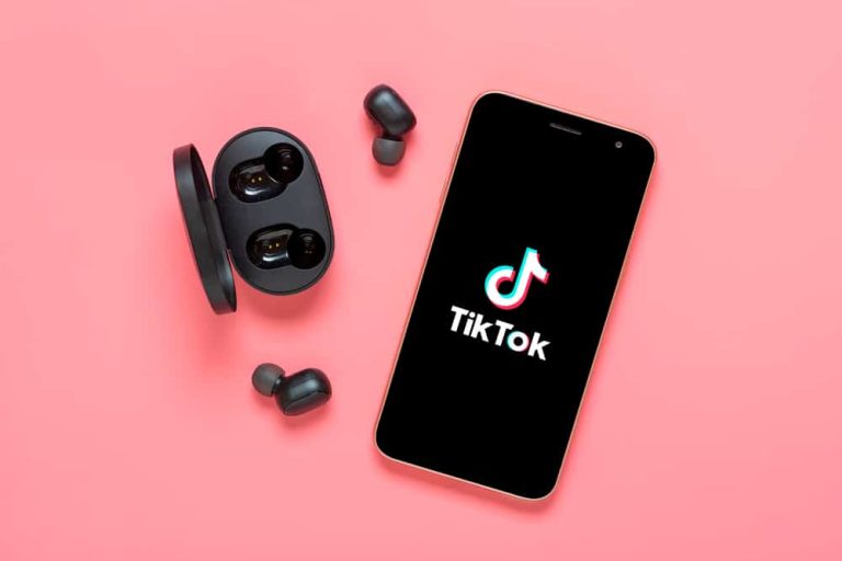 如何在TikTok 找到直播